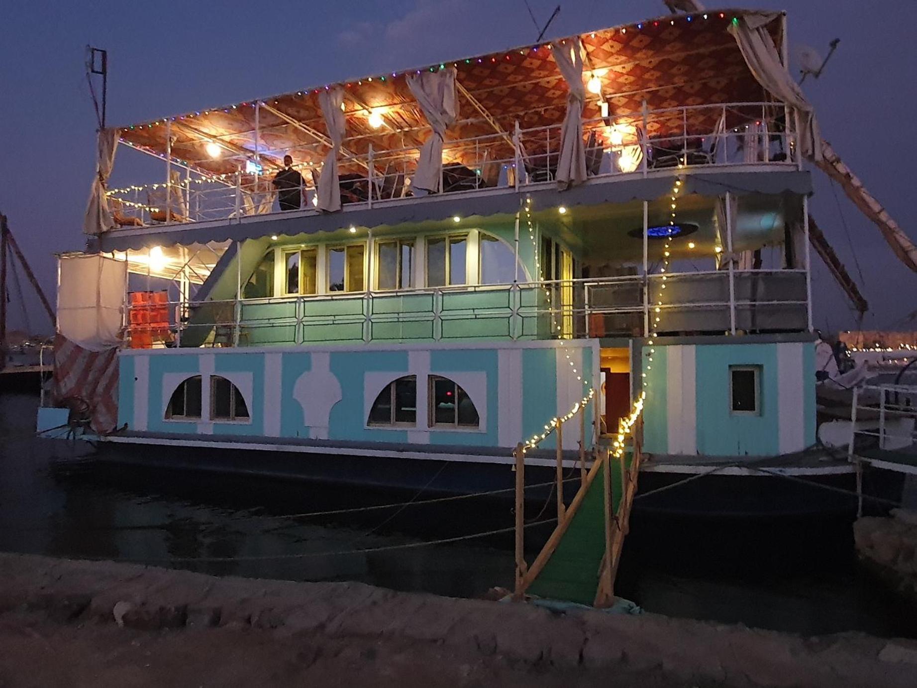 ホテル Moon Boat ルクソール エクステリア 写真
